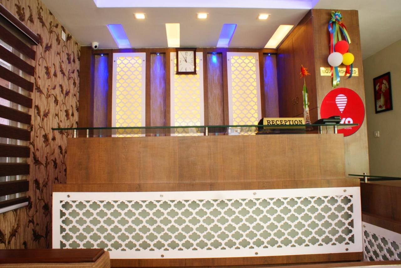 Collection O 8267 Galaxy Inn Коччи Экстерьер фото